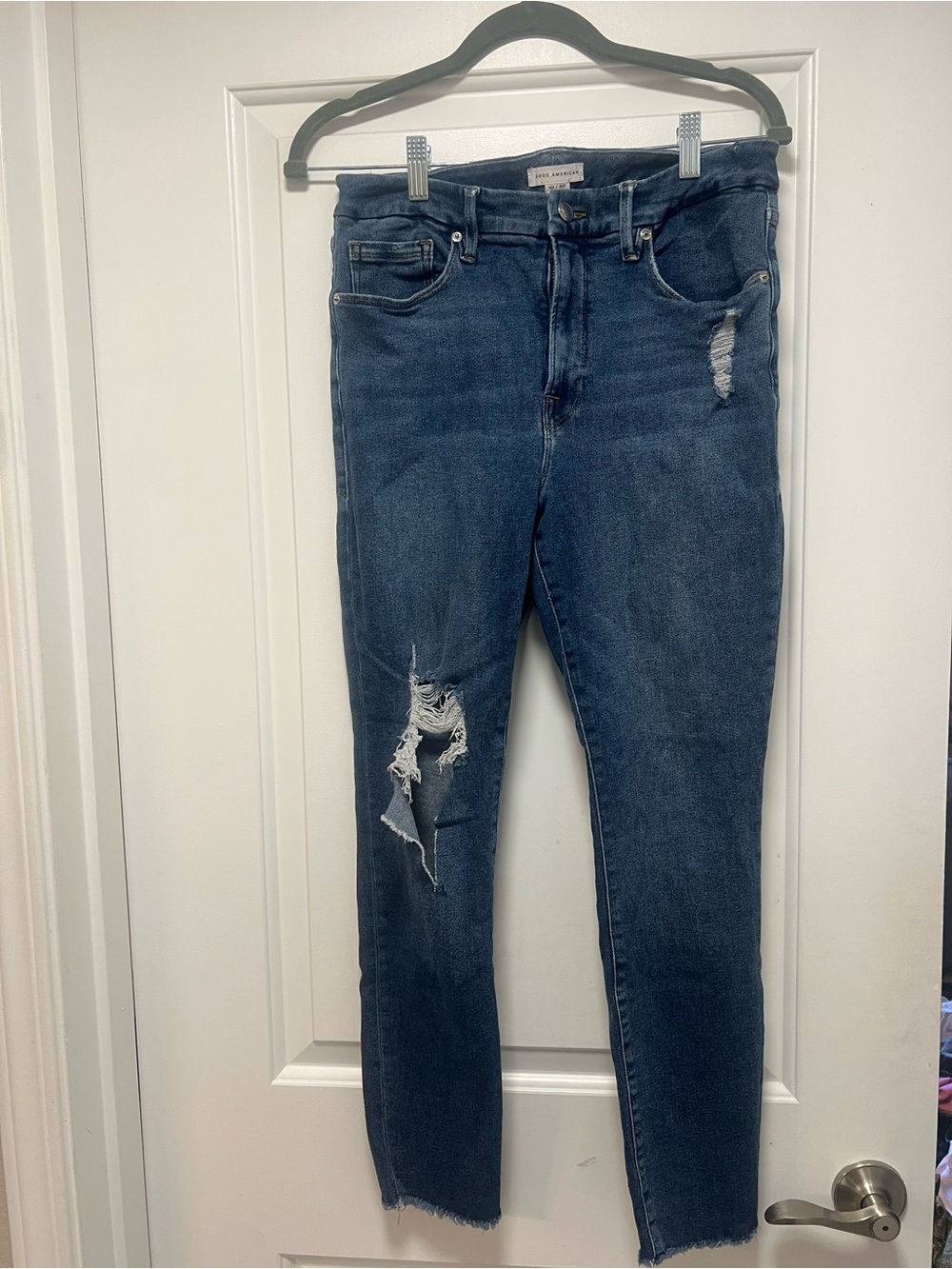 Good American Distressed Skinny Jeans